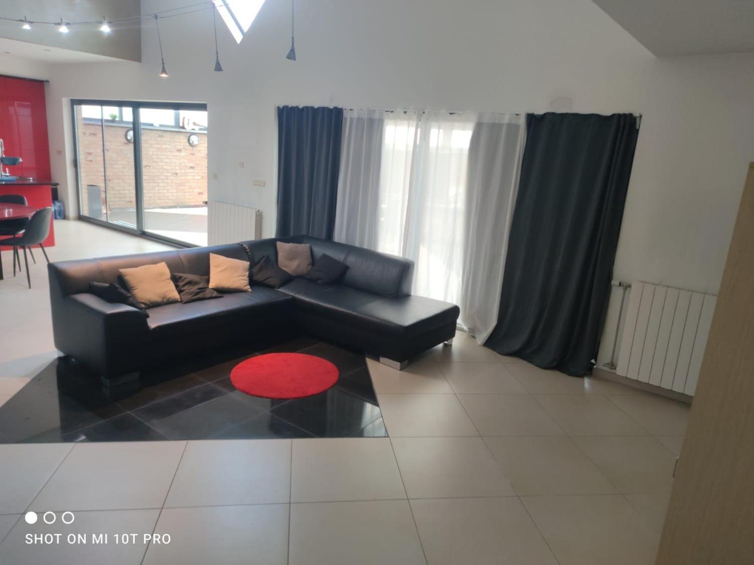 Belle Villa De Luxe Avec 8 Chambres ชาร์เลอรัว ห้อง รูปภาพ