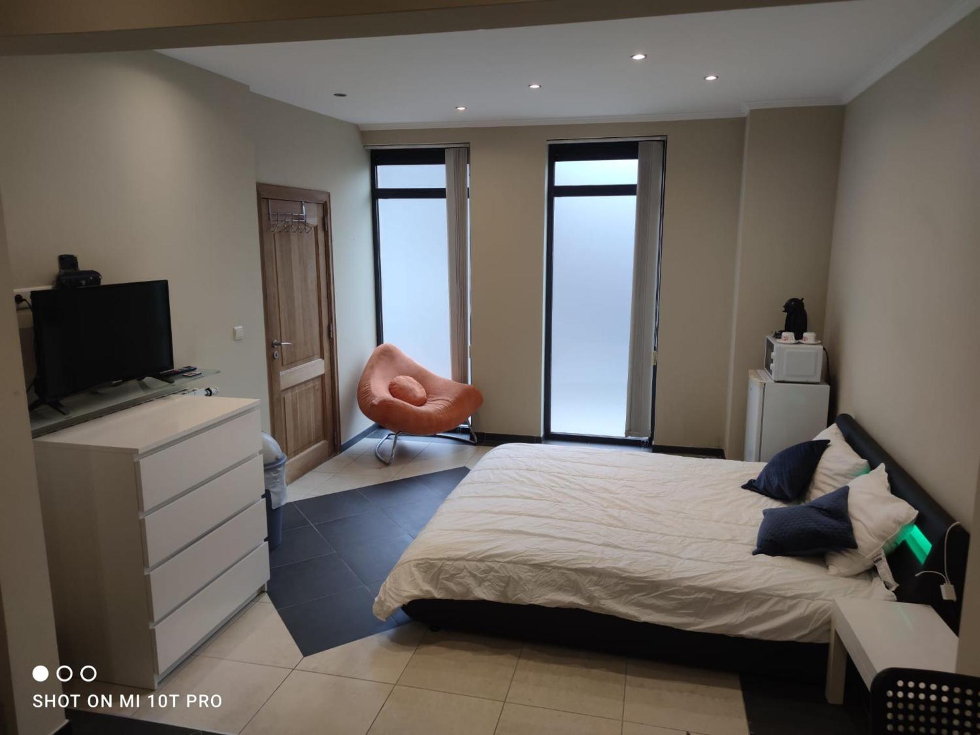 Belle Villa De Luxe Avec 8 Chambres ชาร์เลอรัว ภายนอก รูปภาพ